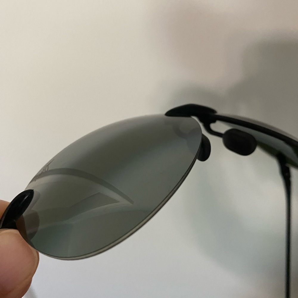 Maui Jims aviator sunglasses - Picture 12 of 13